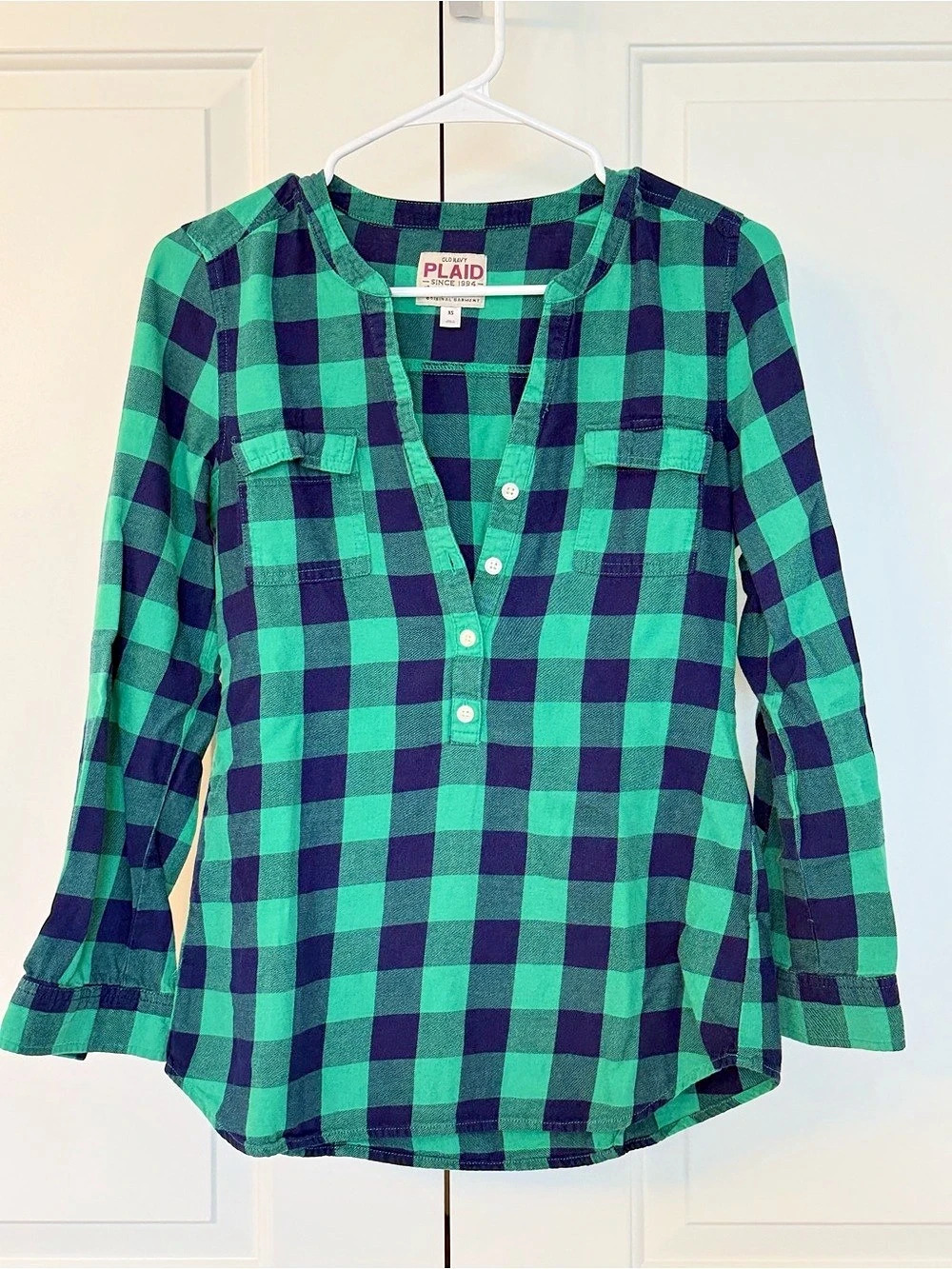 Women’s Plaid Button Down Shirt